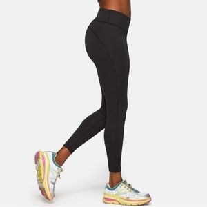 Outdoor Voices Flex 7/8 TechSweat Leggings in Black